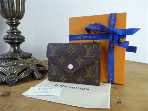 lv compact wallet victorine